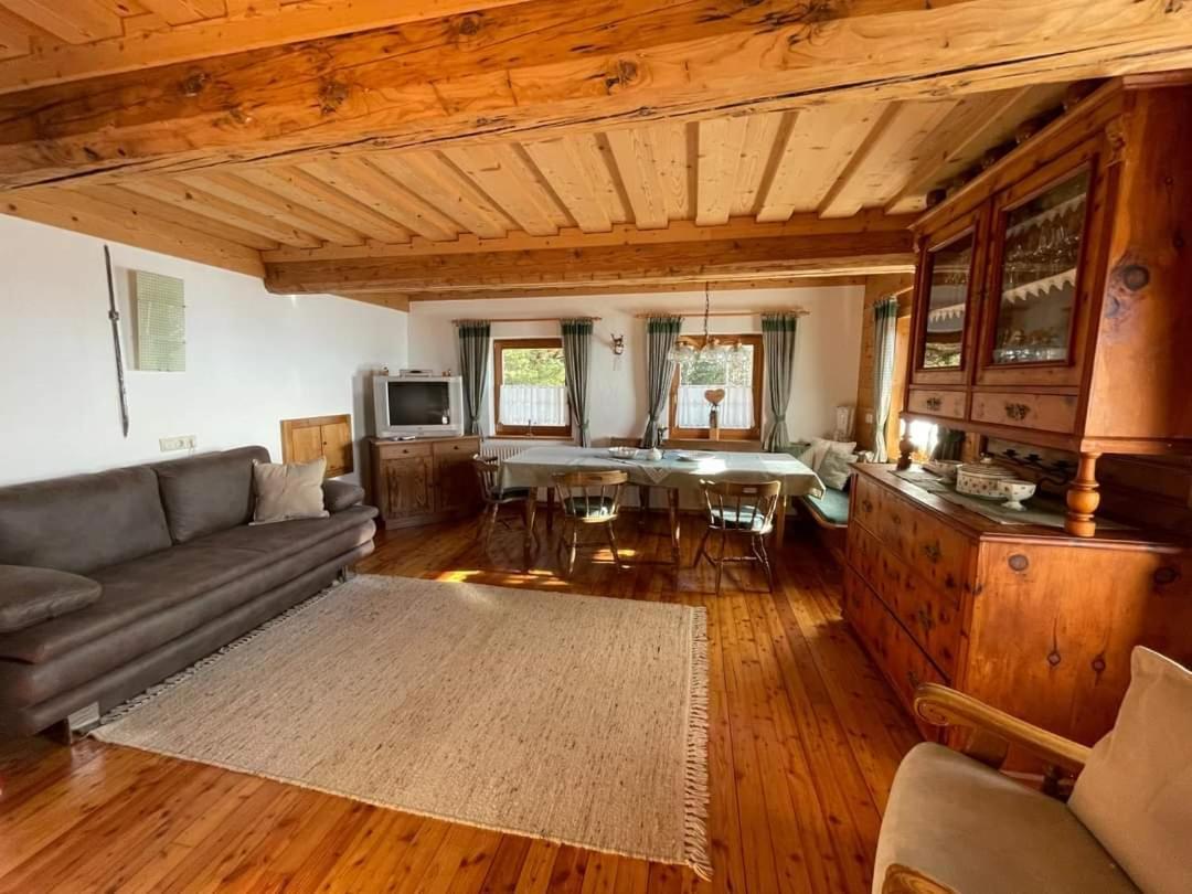 Apartments Im Almhaus Bachler Gundisch Bagian luar foto